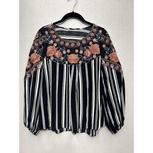 Savanna Jane Embroidered Floral Print Peasant Top Small Embroidered Blouse